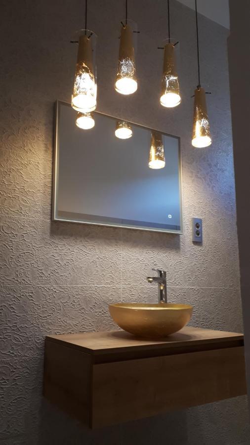 Large Apartment Between Split And Trogir Kastela Luaran gambar