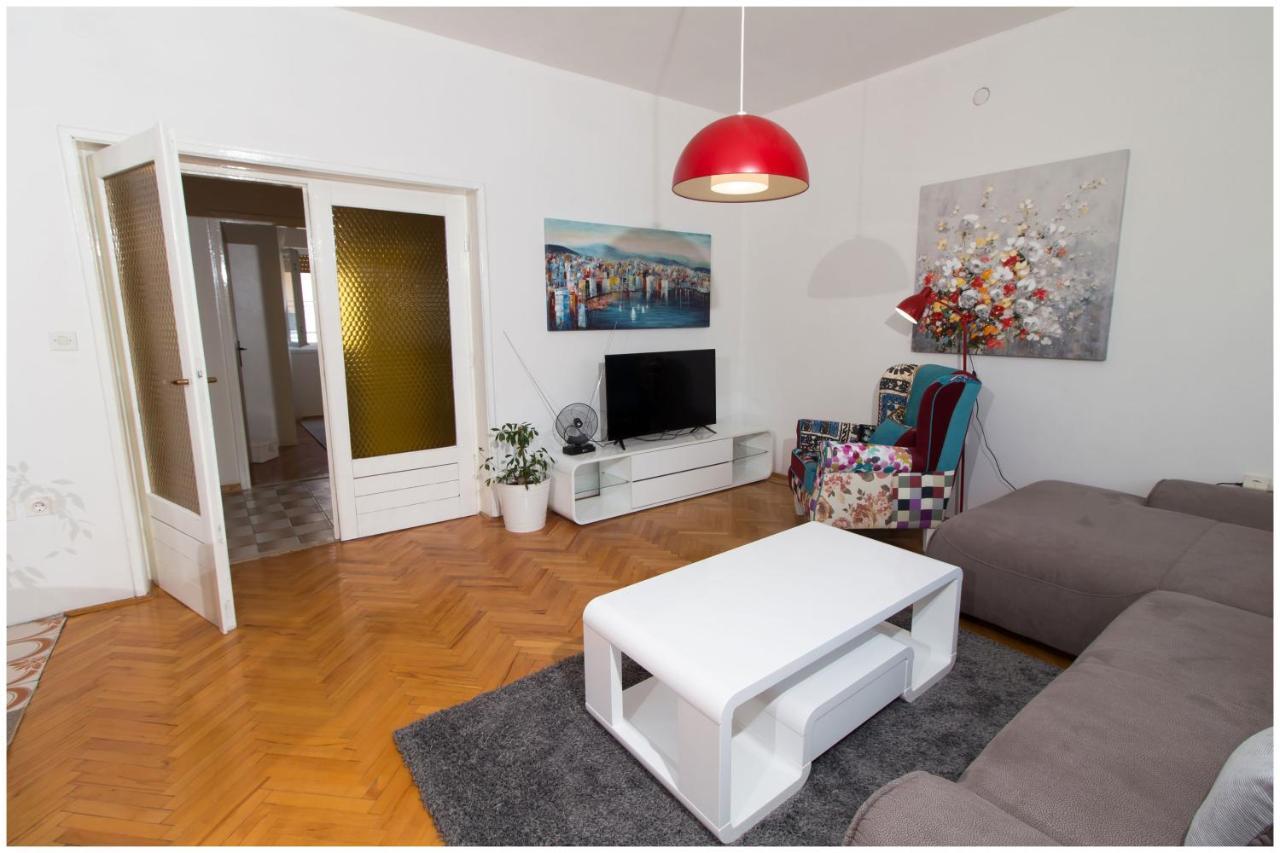 Large Apartment Between Split And Trogir Kastela Luaran gambar