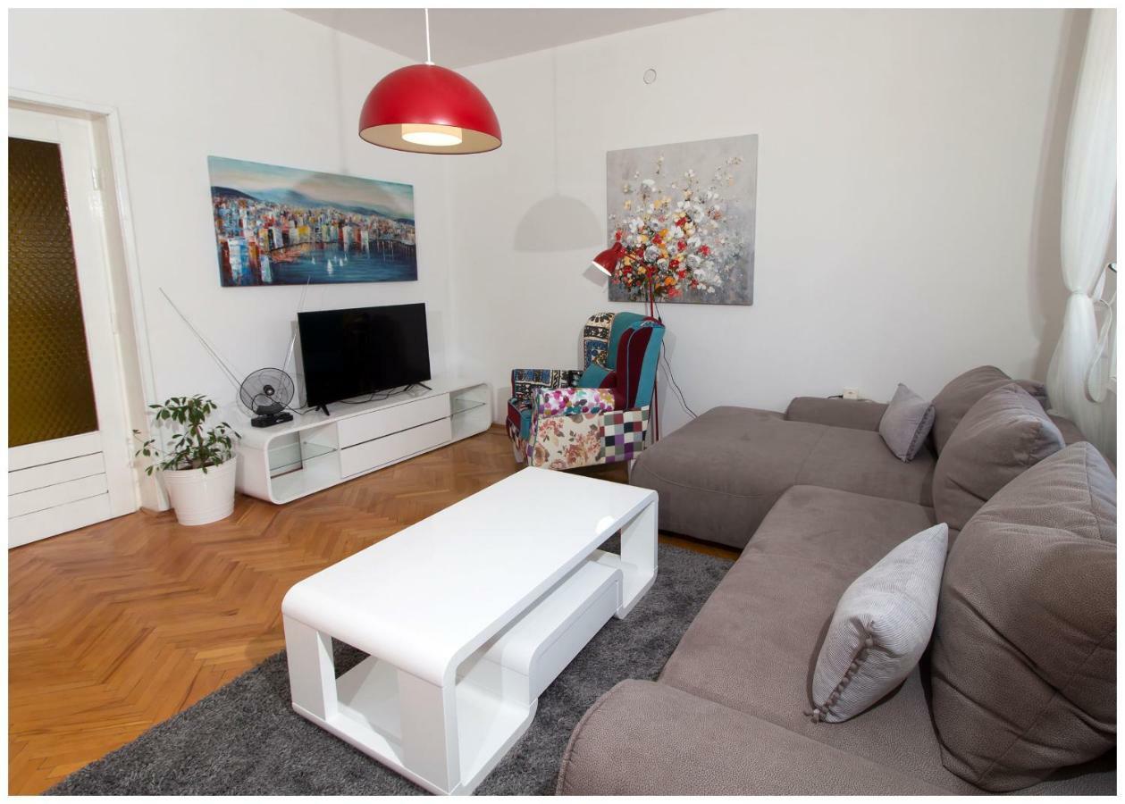Large Apartment Between Split And Trogir Kastela Luaran gambar