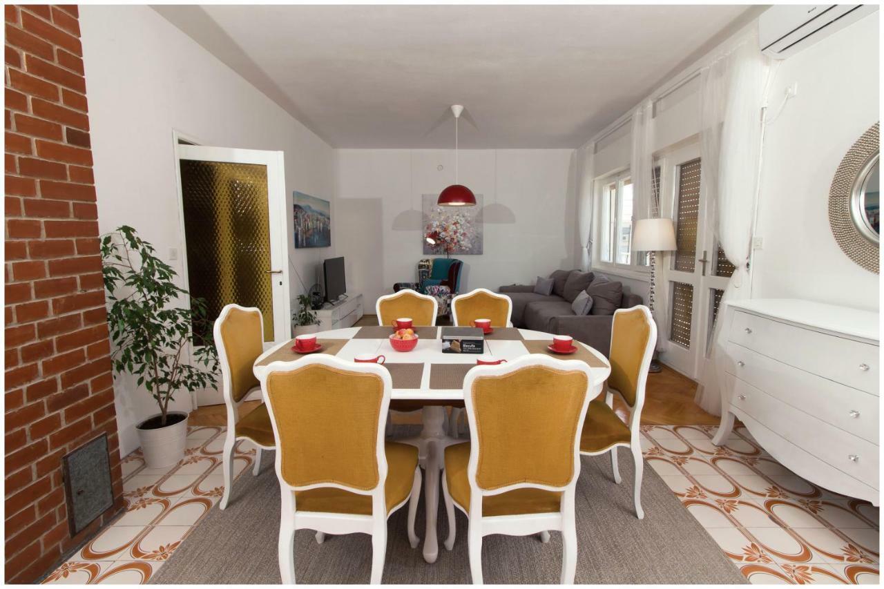 Large Apartment Between Split And Trogir Kastela Luaran gambar